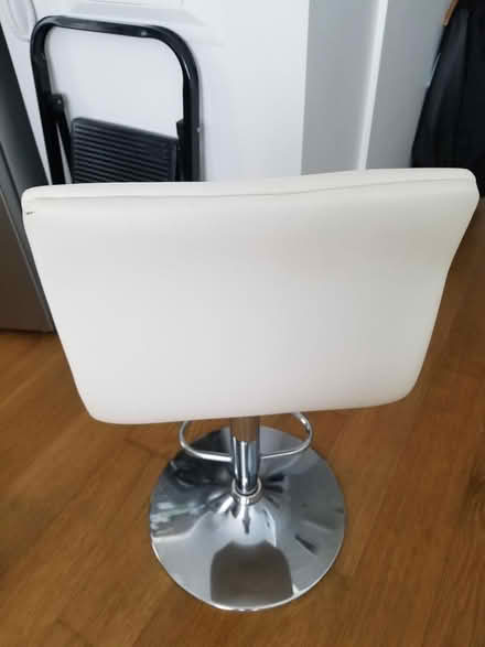 Photo of free Off White Bar Stool (57th St & 11th Ave) #2