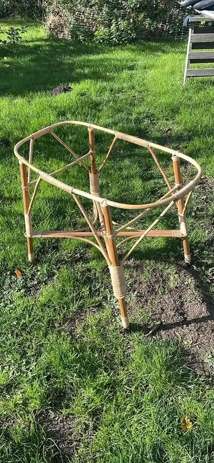Photo of free Vintage Moses basket (SY7) #4