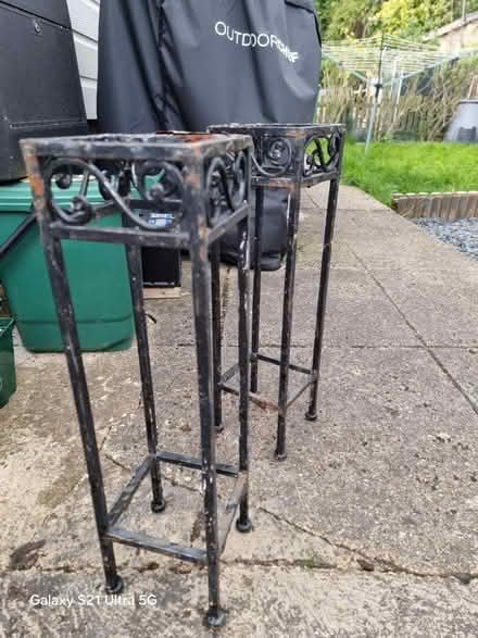 Photo of free 2 pot plant stands (Steventon OX13) #2