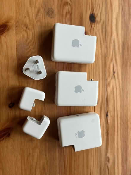 Photo of free A number of household/electronic items (Old Slade KT16) #1