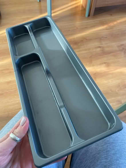 Photo of free Grey cutlery tray (RG4) #4