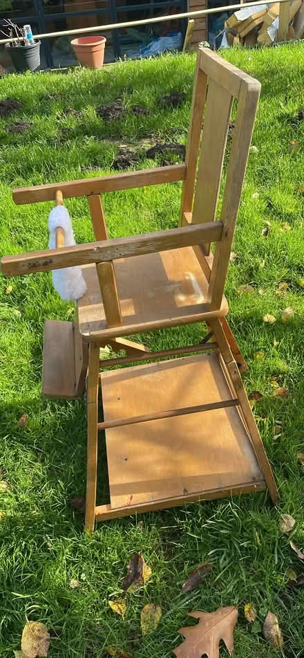 Photo of free Vintage high chair (SY7) #2