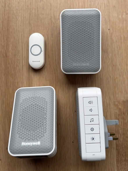 Photo of free Wireless doorbell system (Honeywell) (Fleetville AL1) #1