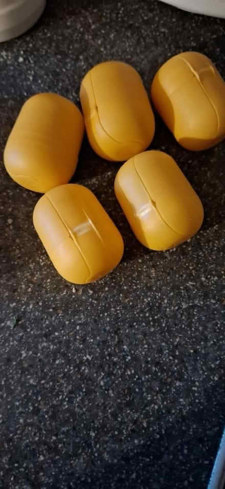 Photo of Kinder egg pots (Stroud GL5) #1