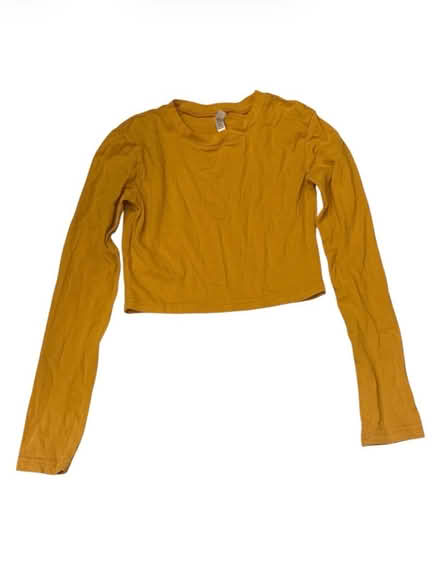 Photo of free Rosio Woman’s Top (Brooklyn Storage) #1