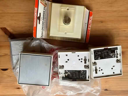 Photo of free A number of household/electronic items (Old Slade KT16) #3