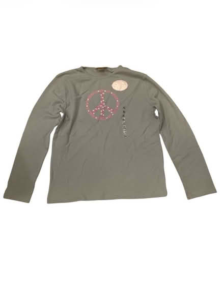 Photo of free M&C Sportswear Woman’s Top (Brooklyn Storage) #1