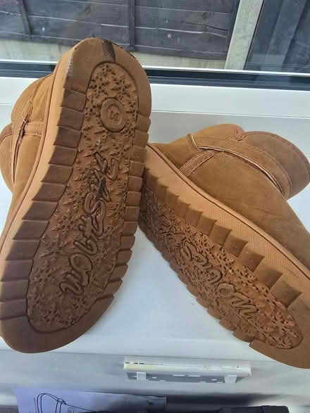 Photo of free Ugh style boots (IG6 3s) #3