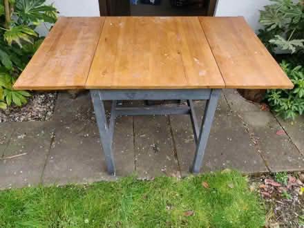 Photo of free Fold down table (Solihull B92) #2