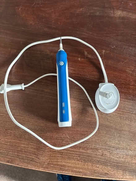 Photo of free Braun Electric Toothbrush (PA1) #1