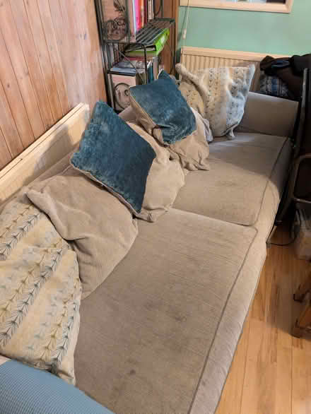 Photo of free Cream sofa (Northcourt OX14) #2