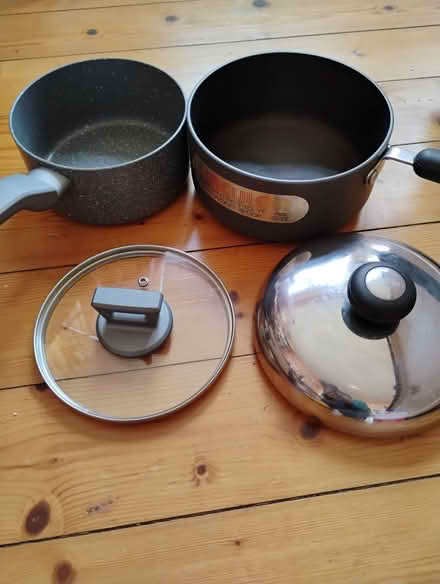 Photo of free 2 pans (Seafield EH7) #1