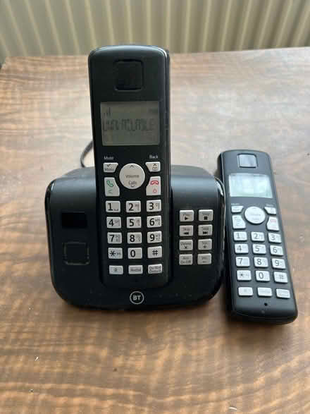 Photo of free By answering machine and 2 phones (Bicester OX26) #1