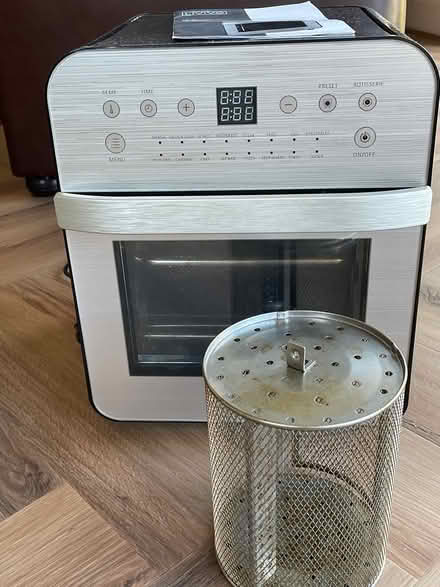 Photo of free Air Fryer (Hitchin, near Sainsbury’s) #4