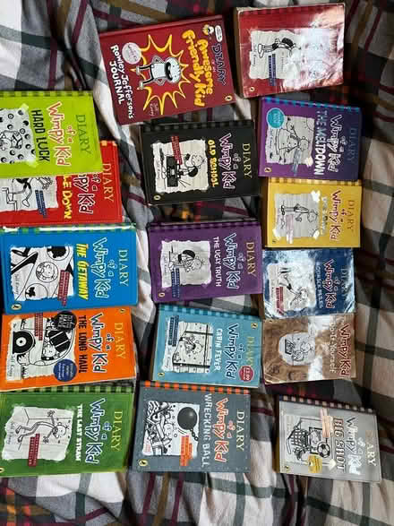 Photo of free Books - Diary of a wimpy kid (Emsworth PO10) #1