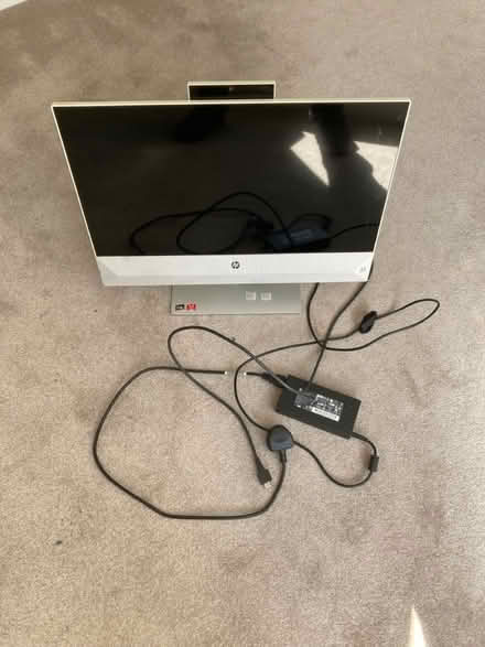 Photo of free HP Pavilion 24 All-in-One PC (Bath BA2) #2