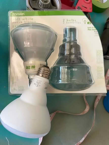 Photo of free 6 free NON LED lightbulbs (North scottsdale) #3
