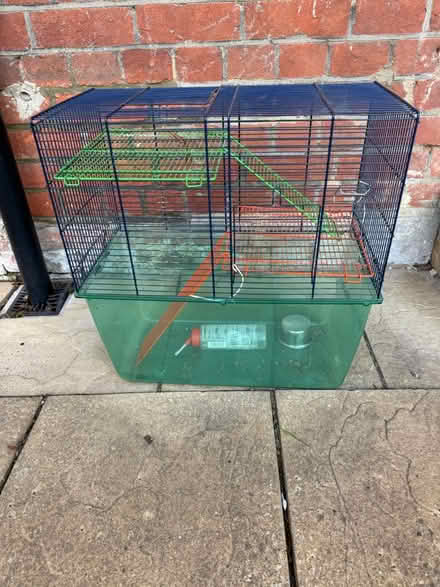 Photo of free Gerbilarium (Central Leighton Buzzard - LU7) #1
