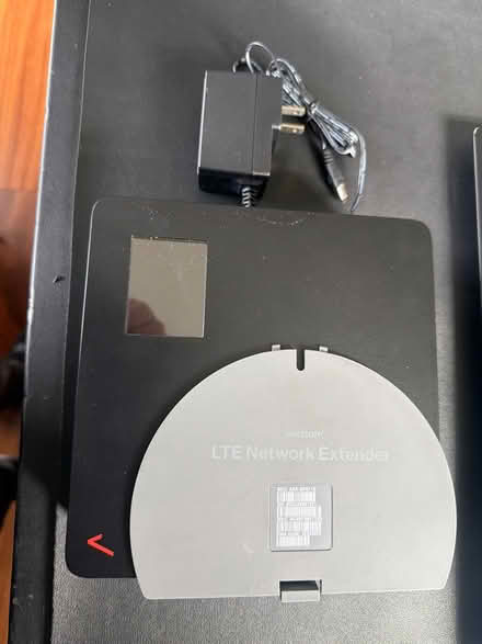 Photo of free Verizon cellular network extender (Brookeville) #1