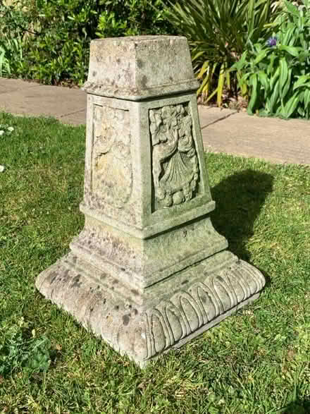 Photo of free Ornate Bird Bath Stand (Tilehurst RG31) #1