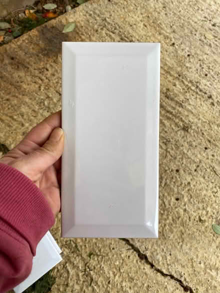 Photo of free Small white tiles (Ambrosden OX25) #1