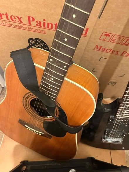 Photo of free 2 guitars and amp (Basingstoke RG21) #3