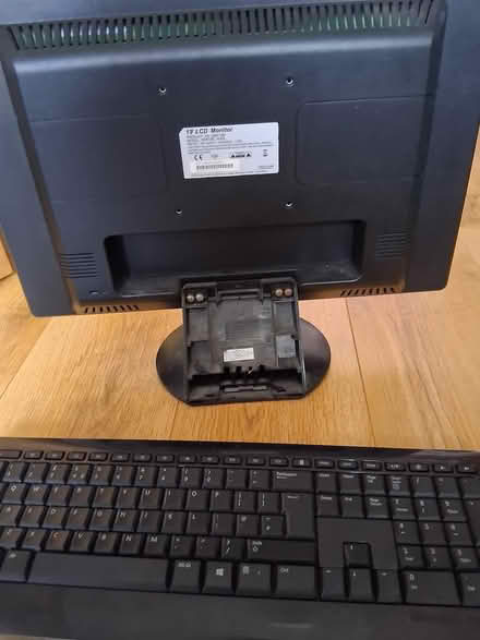 Photo of free Monitor & keyboard (BN44 Steyning.West Sussex) #2