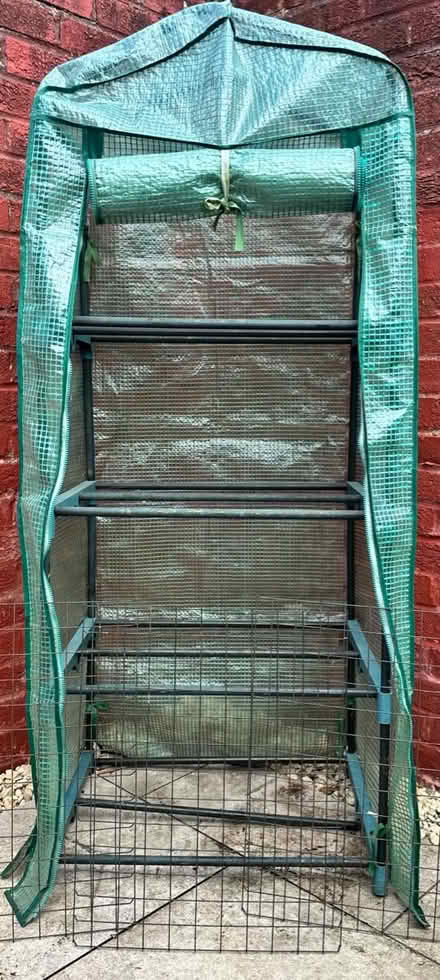 Photo of free Mini greenhouse (Littlemore OX4) #1