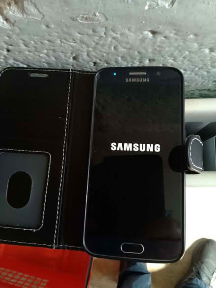 Photo of free Samsung S6 (Cashes Green GL5) #1