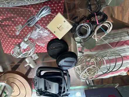 Photo of free Misc Cables (Chesham HP5) #1