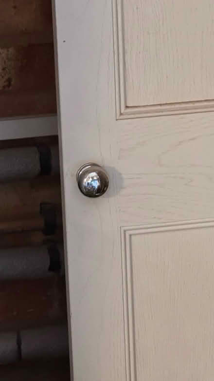 Photo of free Wardrobe door (Billericay CM11) #2