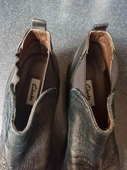 Photo of free Shoes size 5 (SE20) #4