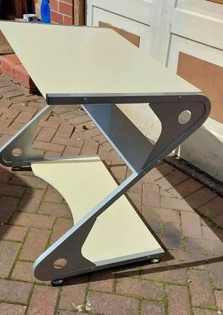 Photo of free Computer Desk (SY13 Whitchurch) #1