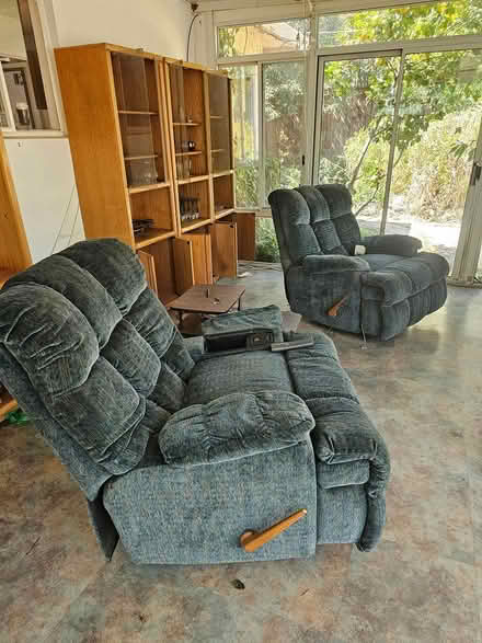 Photo of free 2 green comfy chairs, recling (Los Altos) #1
