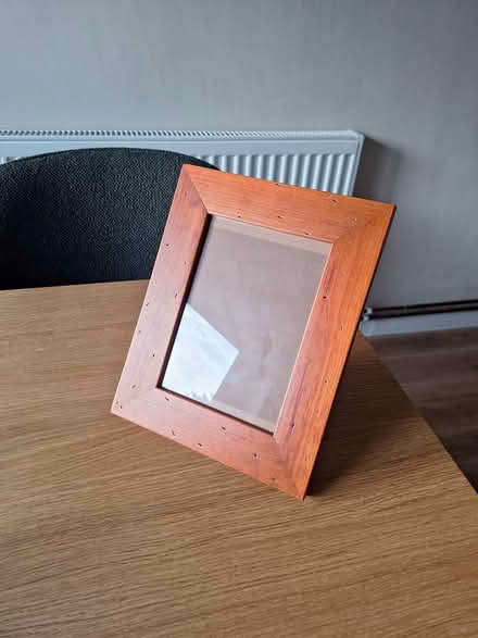 Photo of free Wooden photo frame (Bedhampton PO9) #1