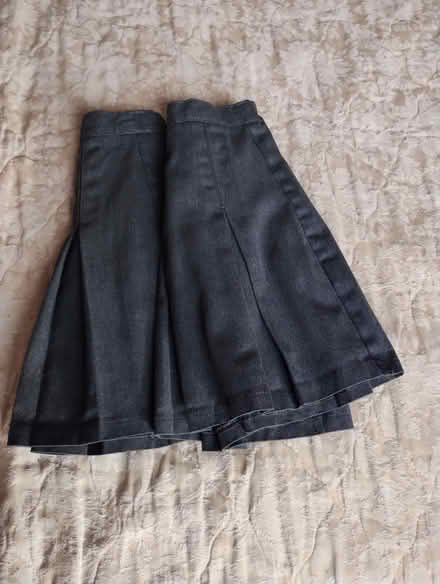 Photo of free School uniform - age 5 (Brockley SE4) #1