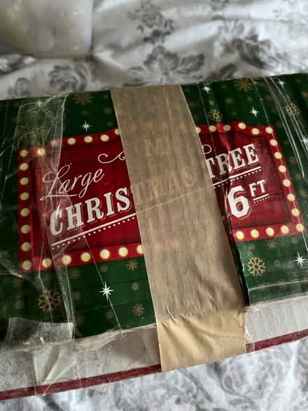 Photo of free Xmas tree & decorations (Horfield BS7) #2