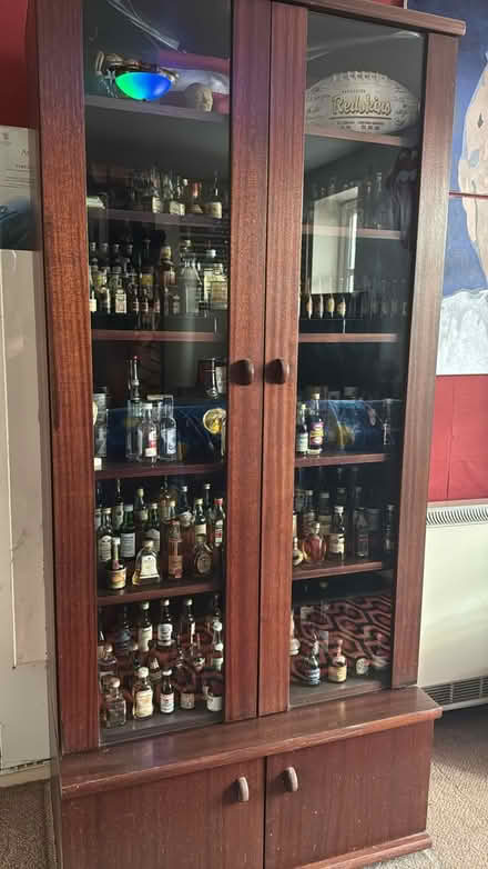 Photo of free Display Cabinet (SY4) #1