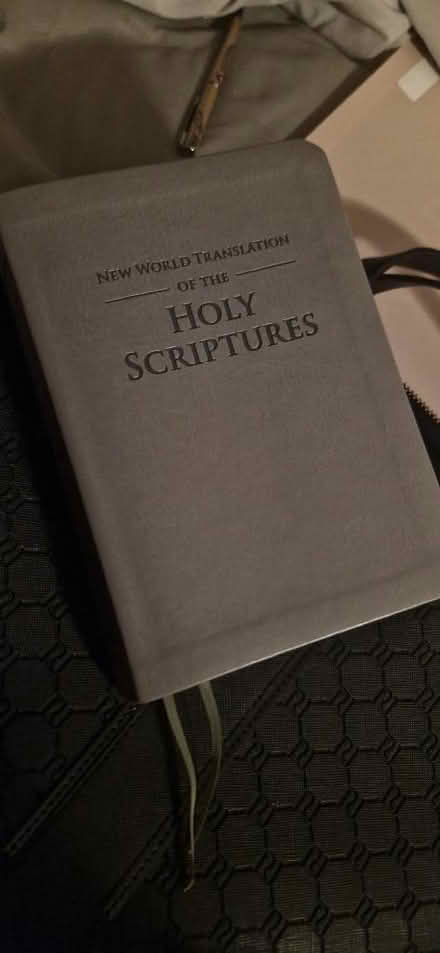 Photo of free Nwt bible (Hanworth RG12) #1