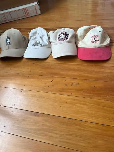 Photo of free Caps (Greenlane) #1