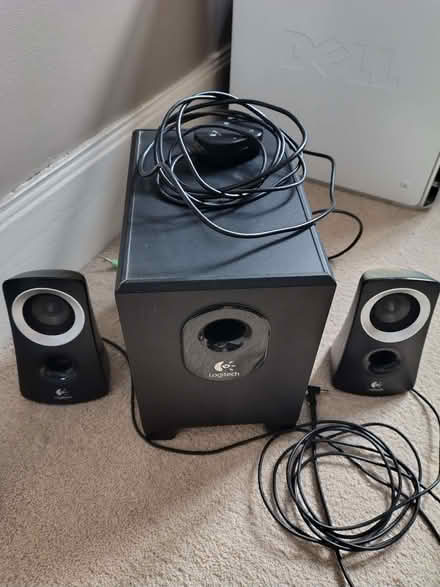 Photo of free Computer speakers (Raynes Park SW20) #1