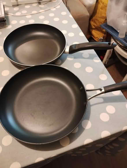Photo of free 2 X frying pans/5 glass pie dishes (St Johns Woking) #2