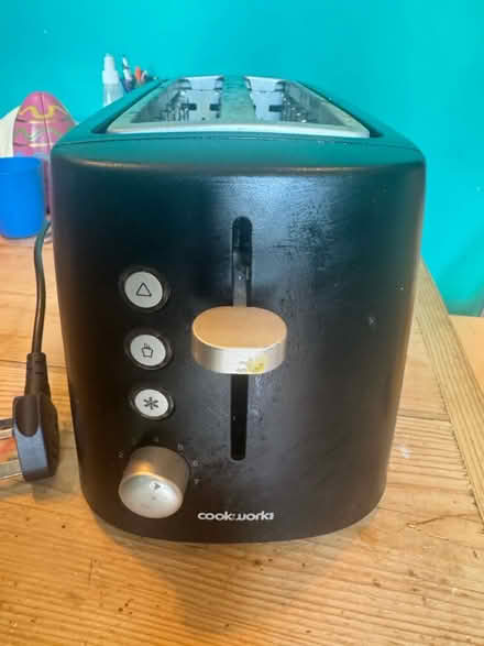 Photo of free 4 slice toaster (Sheffield S2) #2