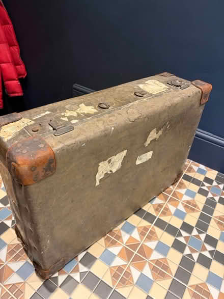 Photo of free Vintage suitcase (Hackney E9) #1