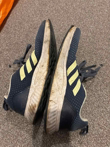 Photo of free Women Adidas shoes size UK 7 (WD17) #4