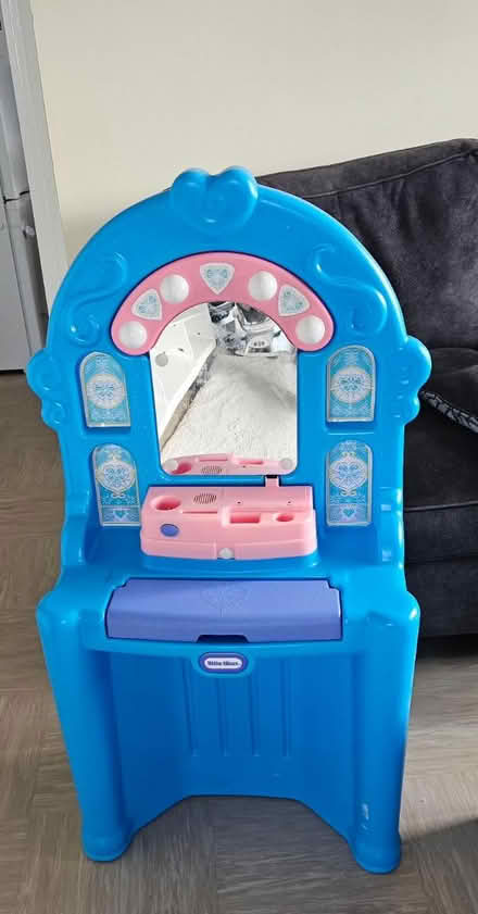 Photo of free Little Tikes Ice Princess Mirror (SE9) #1