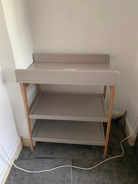 Photo of free Changing station baby (B113hj) #1
