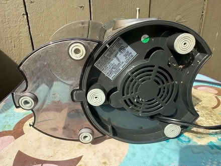 Photo of free Hamilton Beach juicer (1075 Valencia Avenue) #4