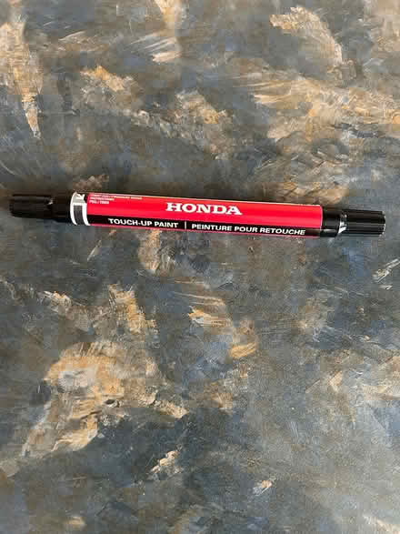 Photo of free Touch up paint pen (Kanata (Katimavik)) #1