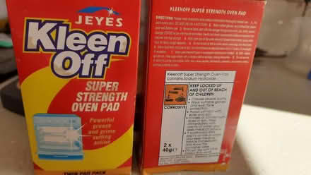Photo of free Kleenex Off Oven Pad (Byfleet KT14) #1